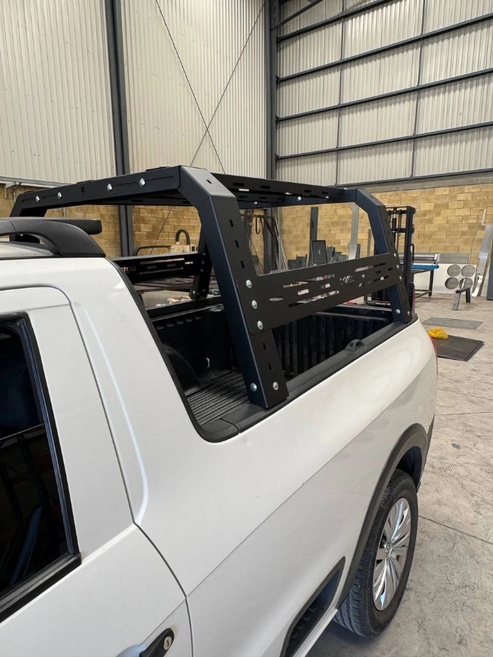 RACKS DE METAL PARA SAVEIRO